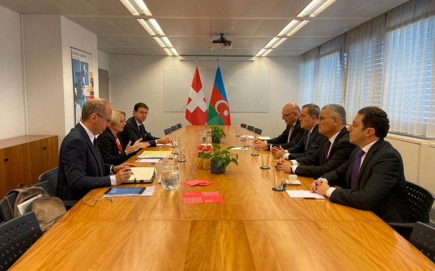 Azerbaijani, Swiss top diplomats discuss bilateral, regional cooperation [PHOTO]