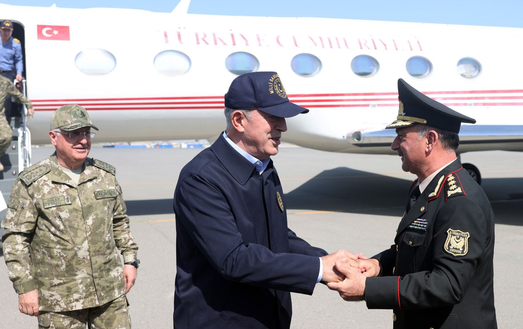Azerbaijani, Turkish defense chiefs discuss prospects of military cooperation [PHOTO] - Gallery Image