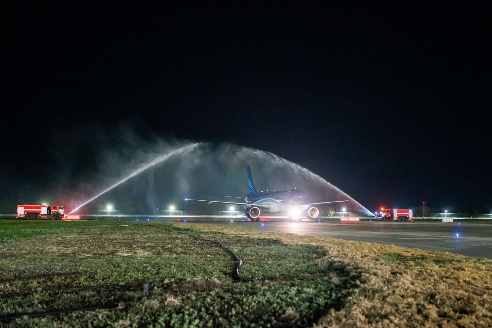 AZAL's first flight landed in Samarkand [PHOTO] - Gallery Image