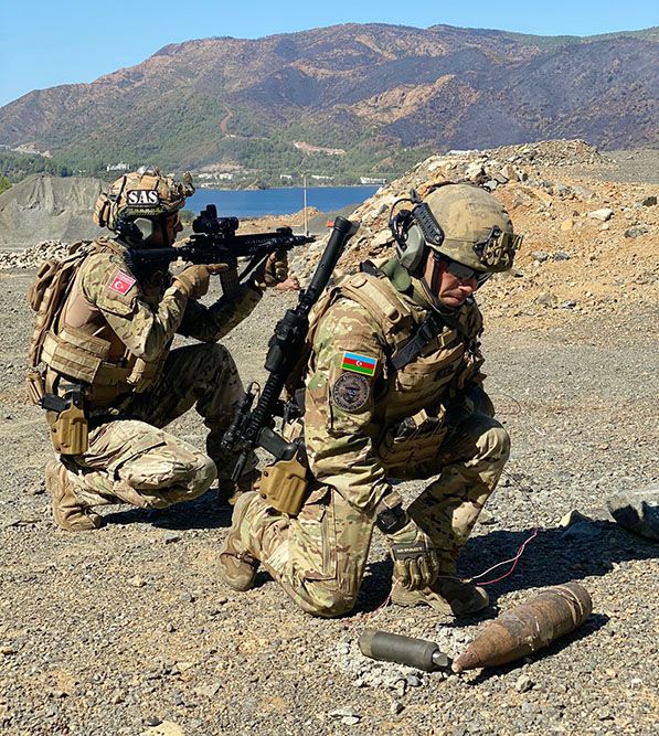 Azerbaijani, Turkish special forces holding joint drills [PHOTO/VIDEO]