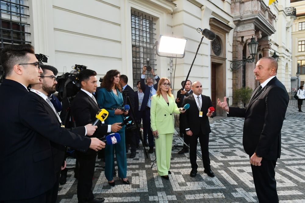 President Ilham Aliyev  interviewed by Azerbaijani TV channels in Prague [UPDATE]