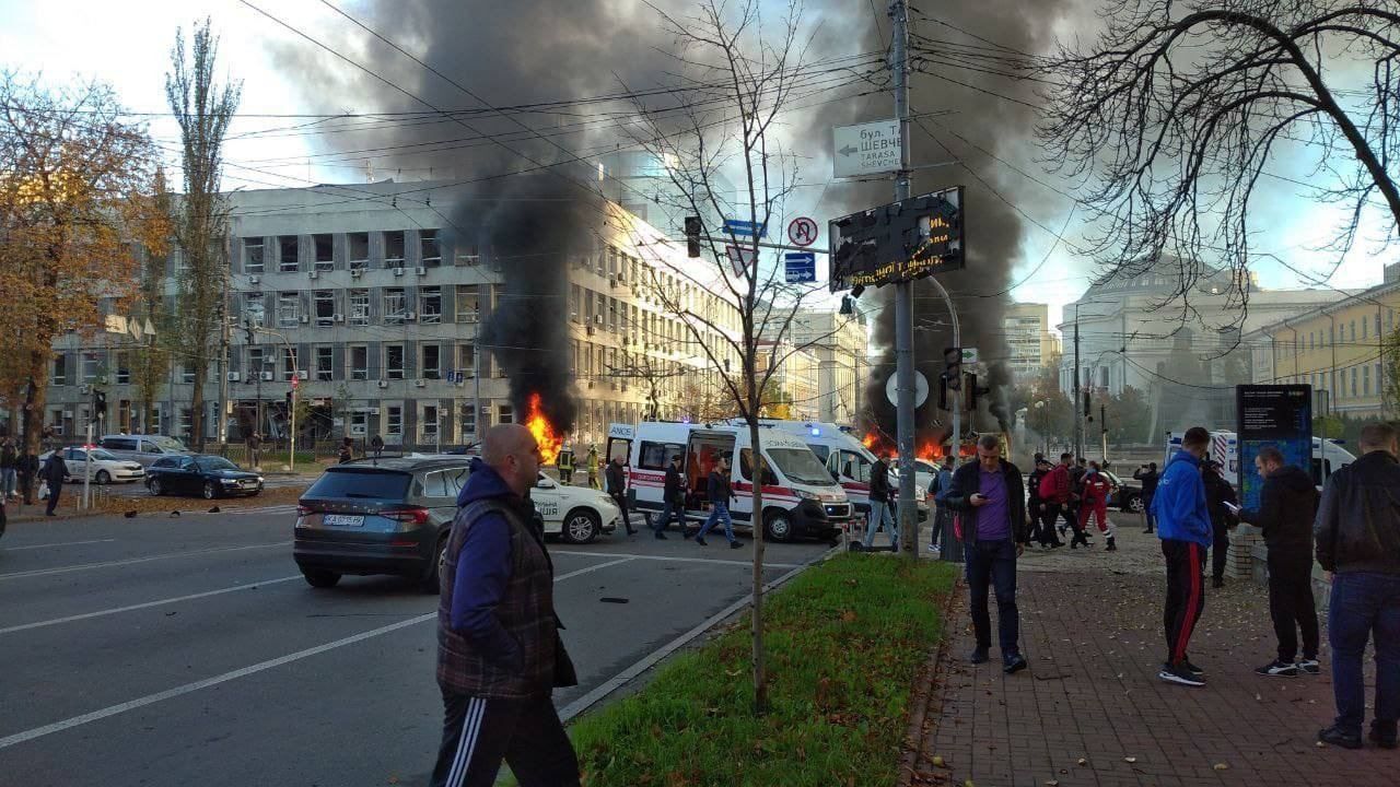 Explosions in Ukraine's Kyiv and Dnieper