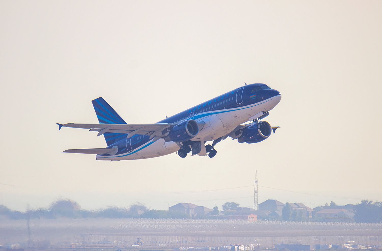 Plane operating Istanbul-Baku flight returns to airport of departure