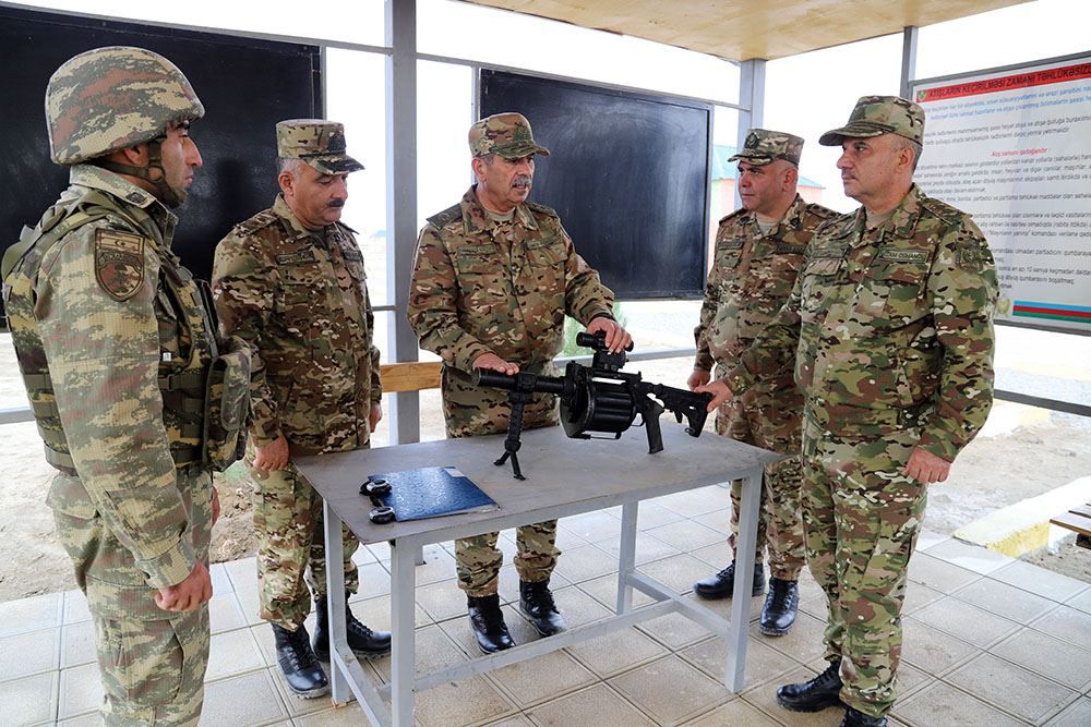 Azerbaijan's MoD watches combat training classes [PHOTO]