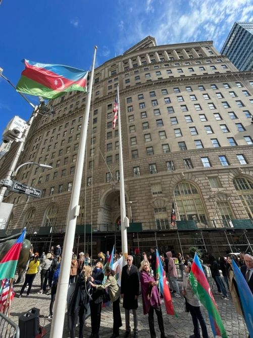 Azerbaijani tricolor to fly downtown New York for 10 days [PHOTO] - Gallery Image