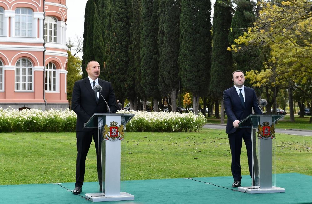 President Ilham Aliyev, Prime Minister of Georgia make press statements [UPDATE]