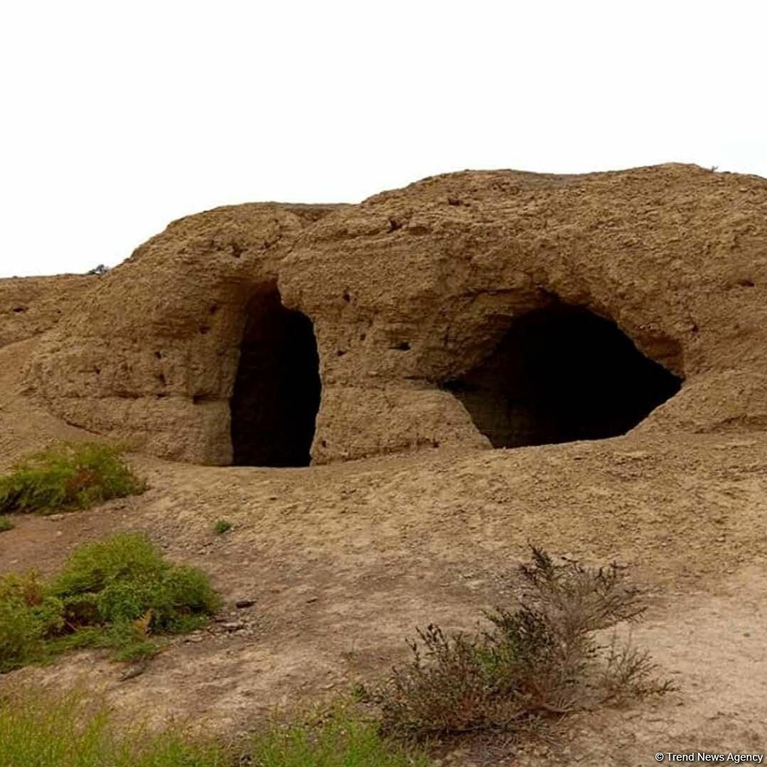 Azerbaijan’s relics: Ancient caves discovered outside Sumgayit [PHOTO]