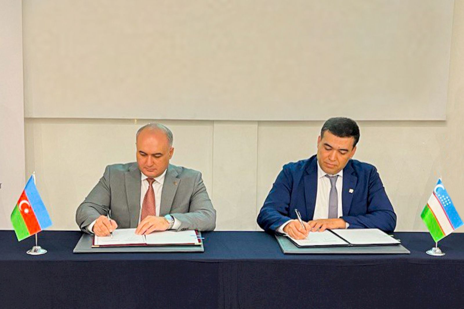 Azerbaijan, Uzbekistan ink protocol of intent in social sector [PHOTO]