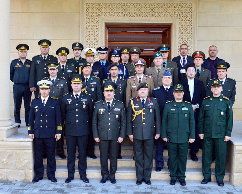 Military attachés accredited to Azerbaijan visit military lyceum [PHOTO]