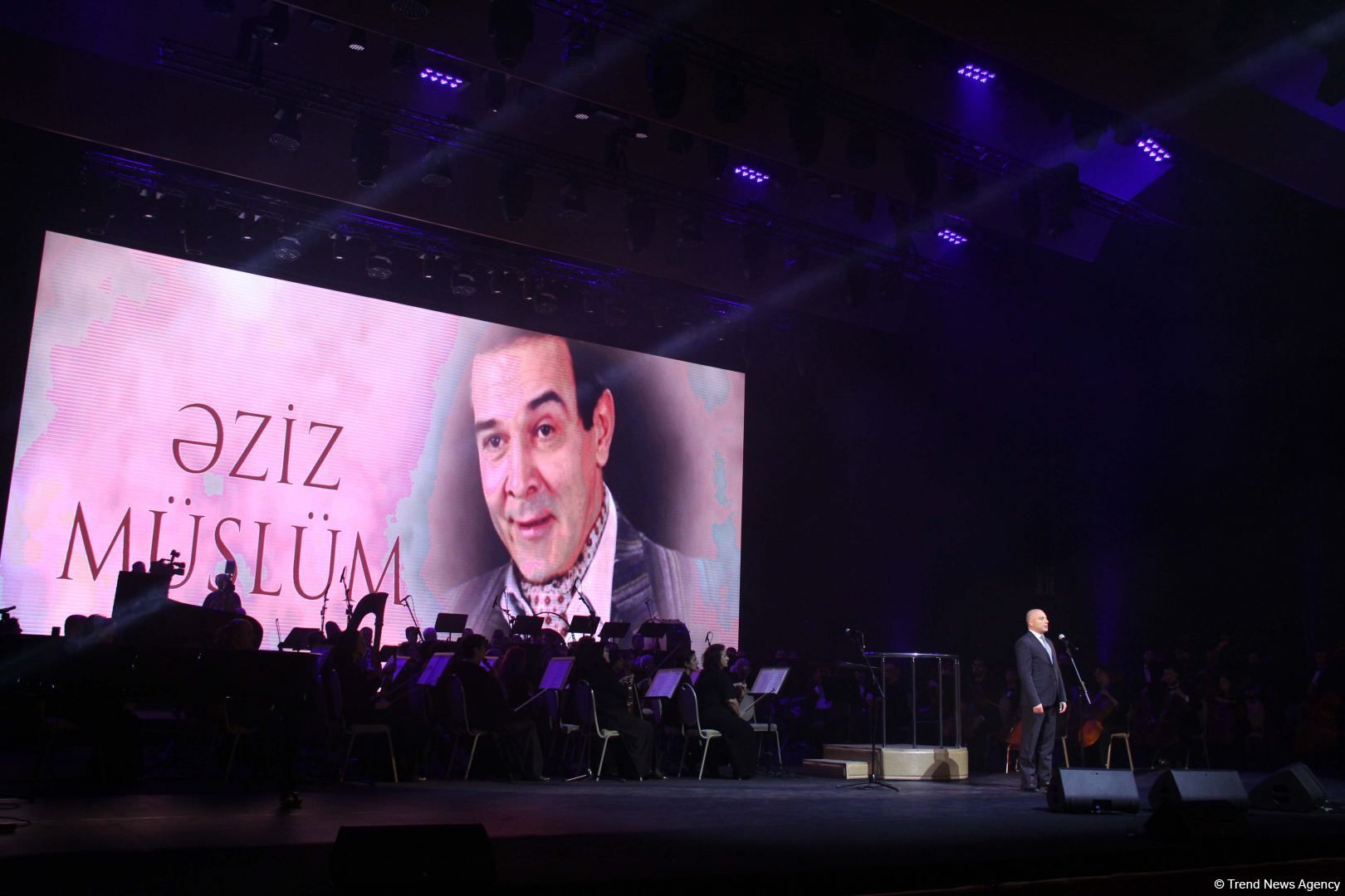 Heydar Aliyev Palace hosts concert in memory of legendary singer [PHOTO/VIDEO]