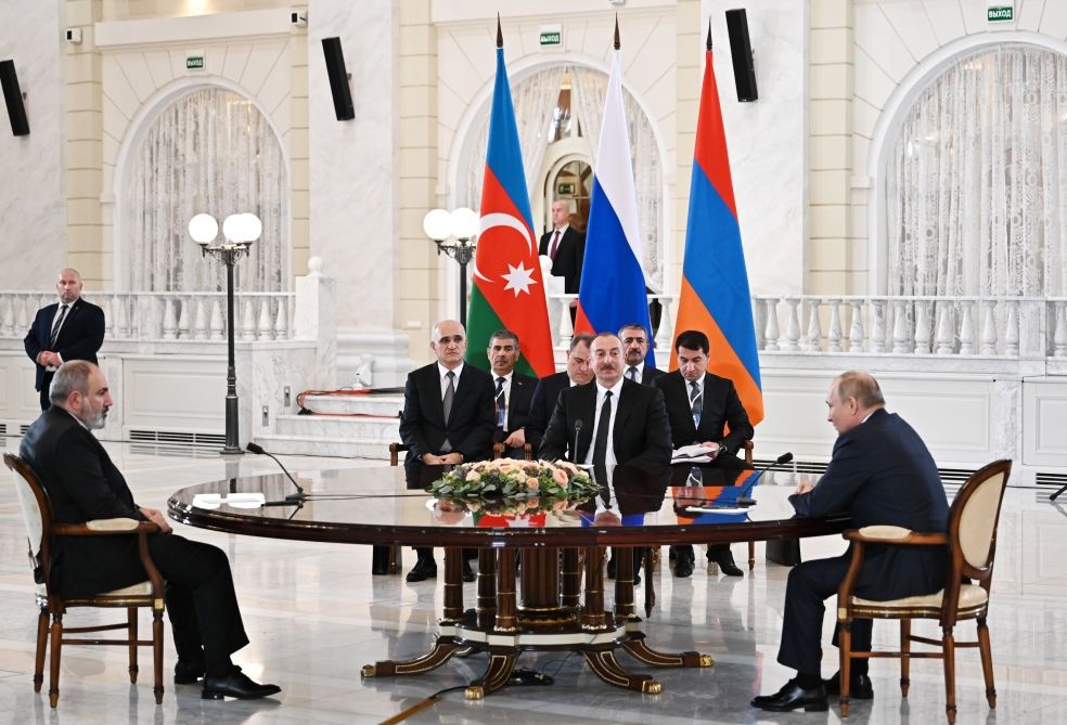 President of Azerbaijan meets with President of Russia and Prime Minister of Armenia in Sochi [PHOTO/VIDEO]