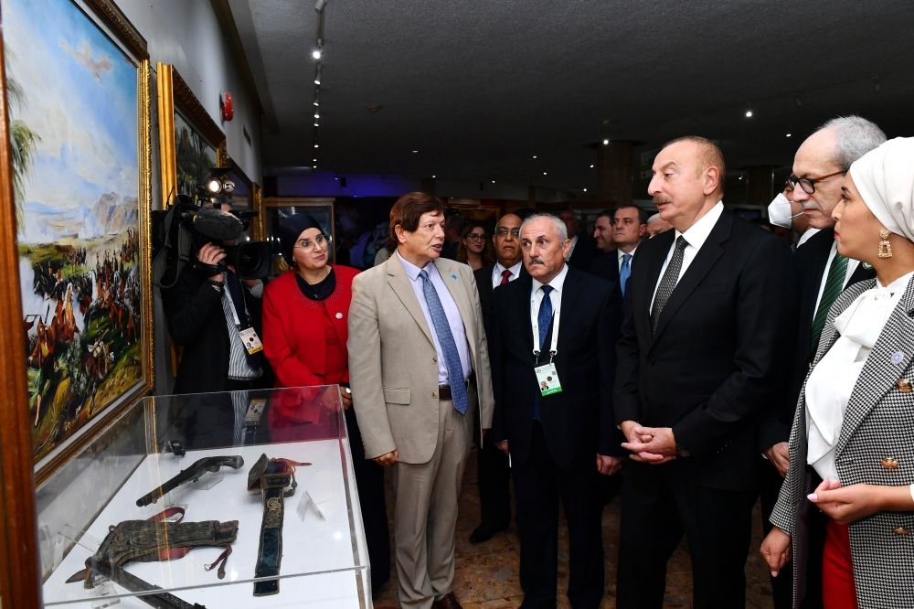 President Ilham Aliyev visits Martyrs' Memorial, National Museum of Moudjahid in Algiers [PHOTO/VIDEO]