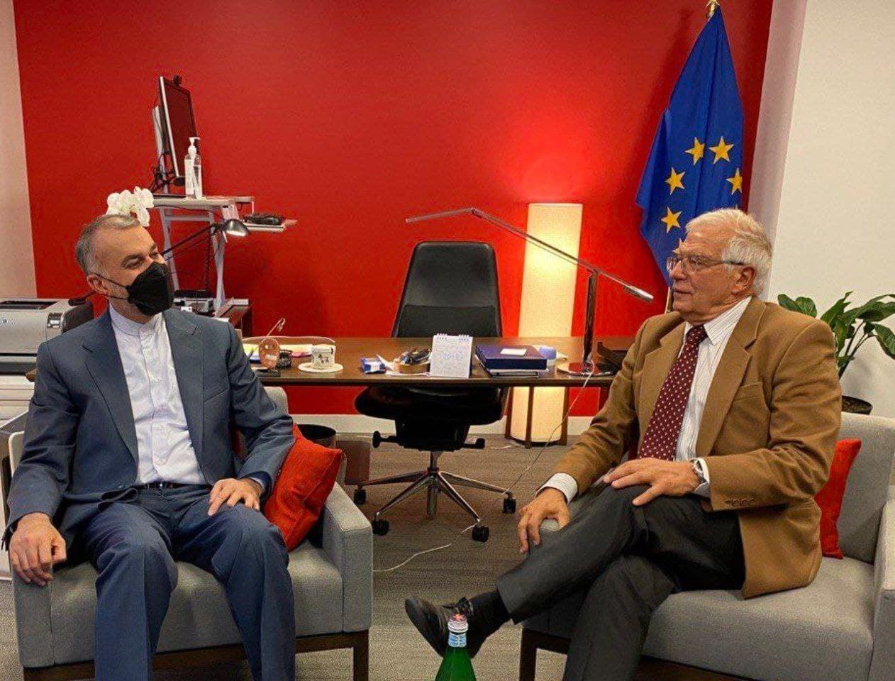 Iranian, EU top diplomats discuss renewal of Iran nuclear deal – statement