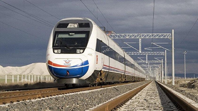 Minister Karaismailoglu: 52 more provinces to have high-speed trains