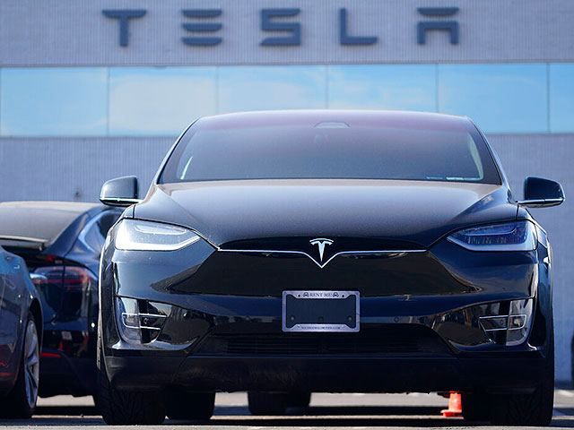 Tesla's Shanghai factory delivers over 550,000 vehicles in first 10 months