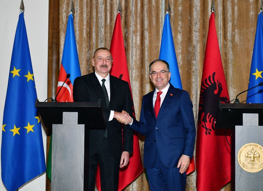Azerbaijan ready to invest in construction of Albanian gas grid