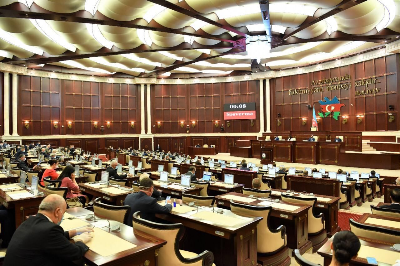 Azerbaijani parliamentarians condemn French Senate resolution