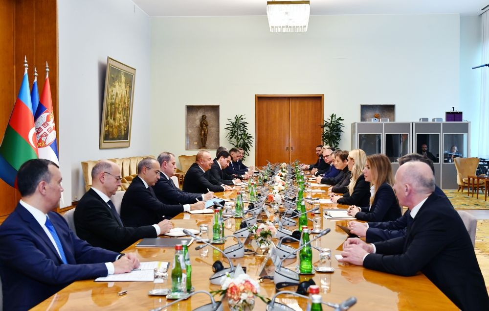 President Ilham Aliyev holds expanded meeting with Serbian premier [PHOTO/VIDEO] - Gallery Image