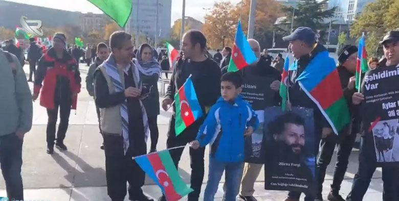 Ethnic Azerbaijanis join Geneva picket in solidarity with Iranian protesters [PHOTO] - Gallery Image