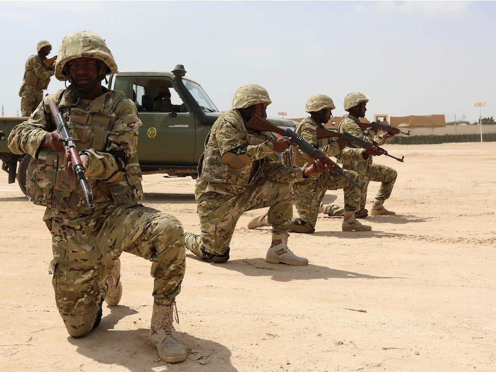 Militants attack Somalia hotel, casualties unknown