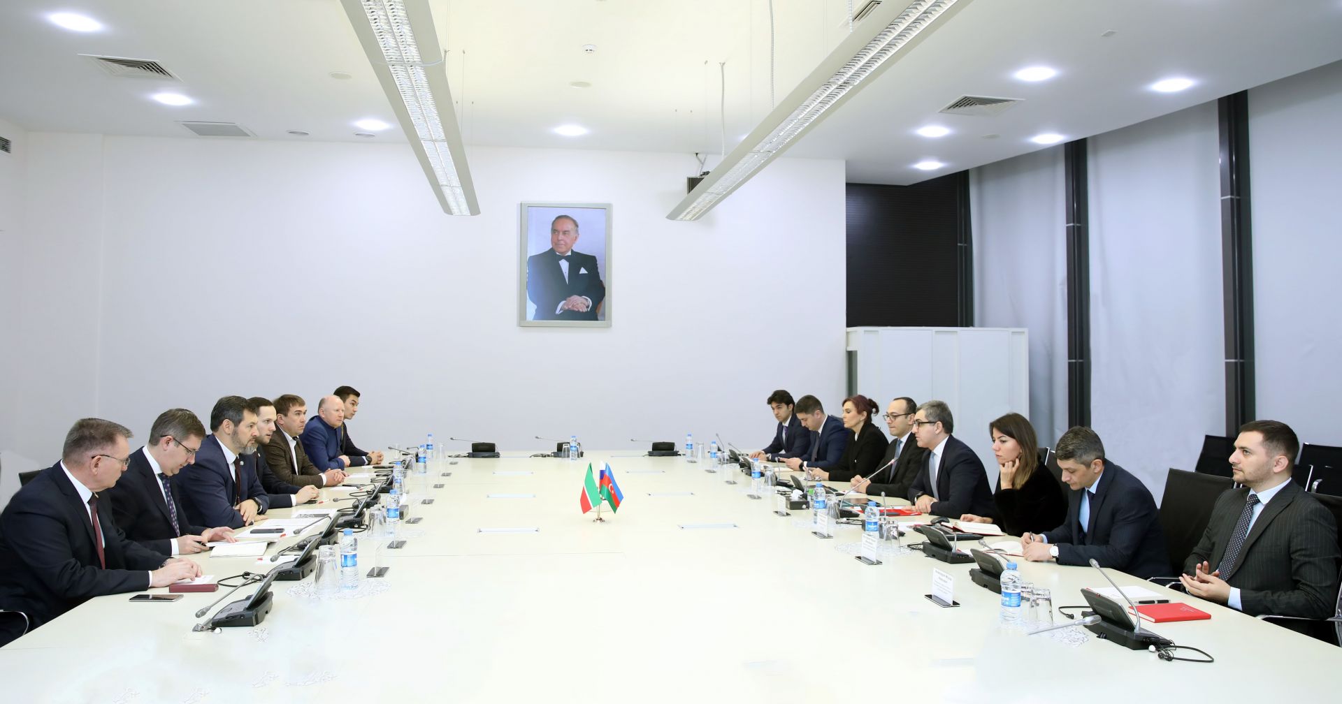 Official: Azerbaijani-Tatar business forum to facilitate trade & economic ties dev't