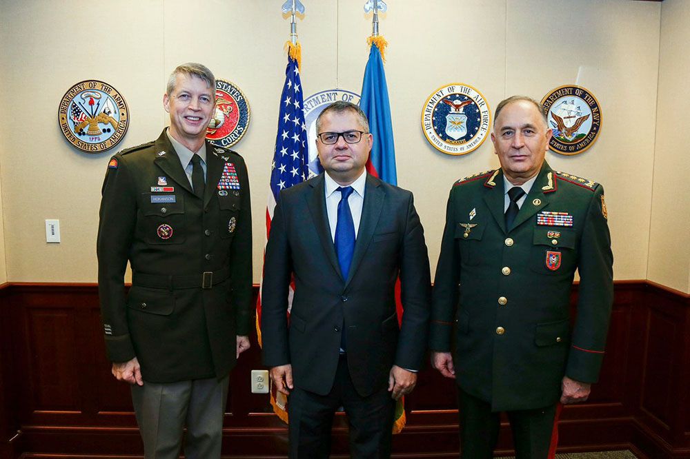 Azerbaijani deputy defense minister, Chief of US National Guard Bureau eye military co-op