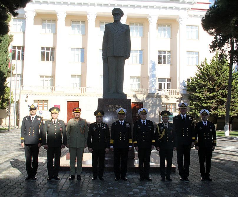 Chief of Pakistan's Naval Staff visits military institute and military unit in Azerbaijan [PHOTO]
