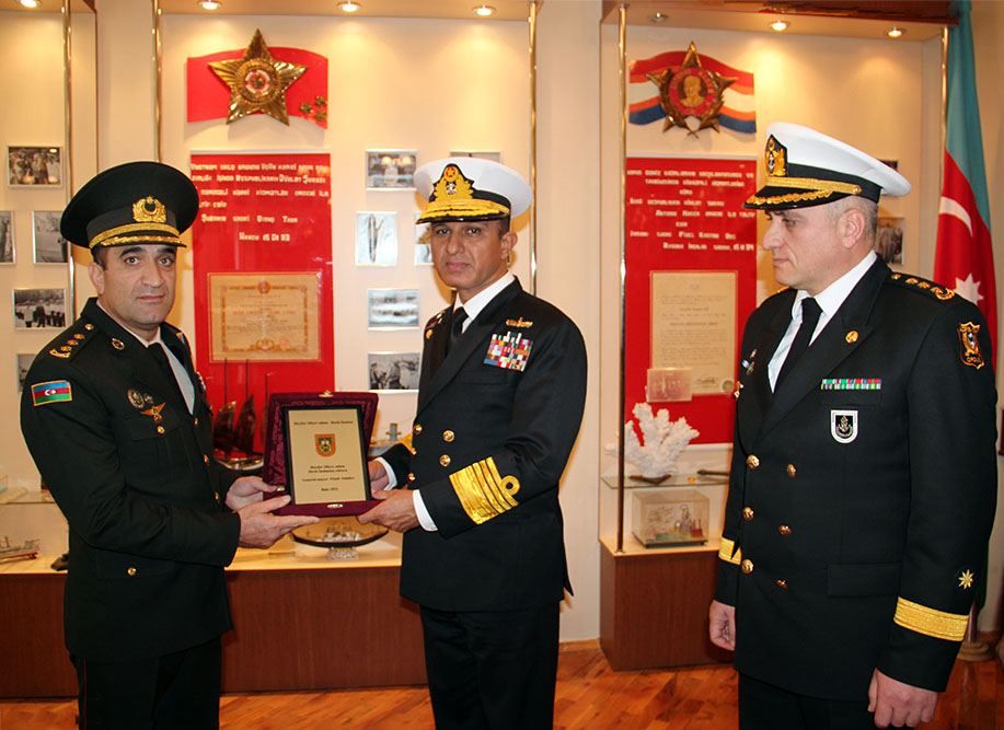 Chief of Pakistan's Naval Staff visits military institute and military unit in Azerbaijan [PHOTO] - Gallery Image