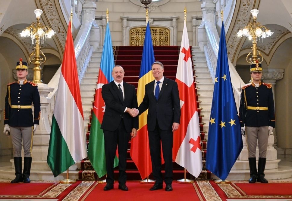 President Ilham Aliyev takes part in plenary session dedicated to signing of Agreement on strategic partnership in field of development and transfer of green energy