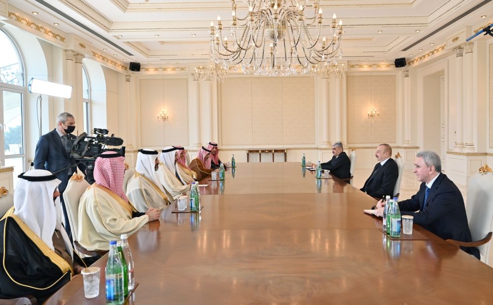 Azerbaijani president receives Saudi investment minister [UPDATE]