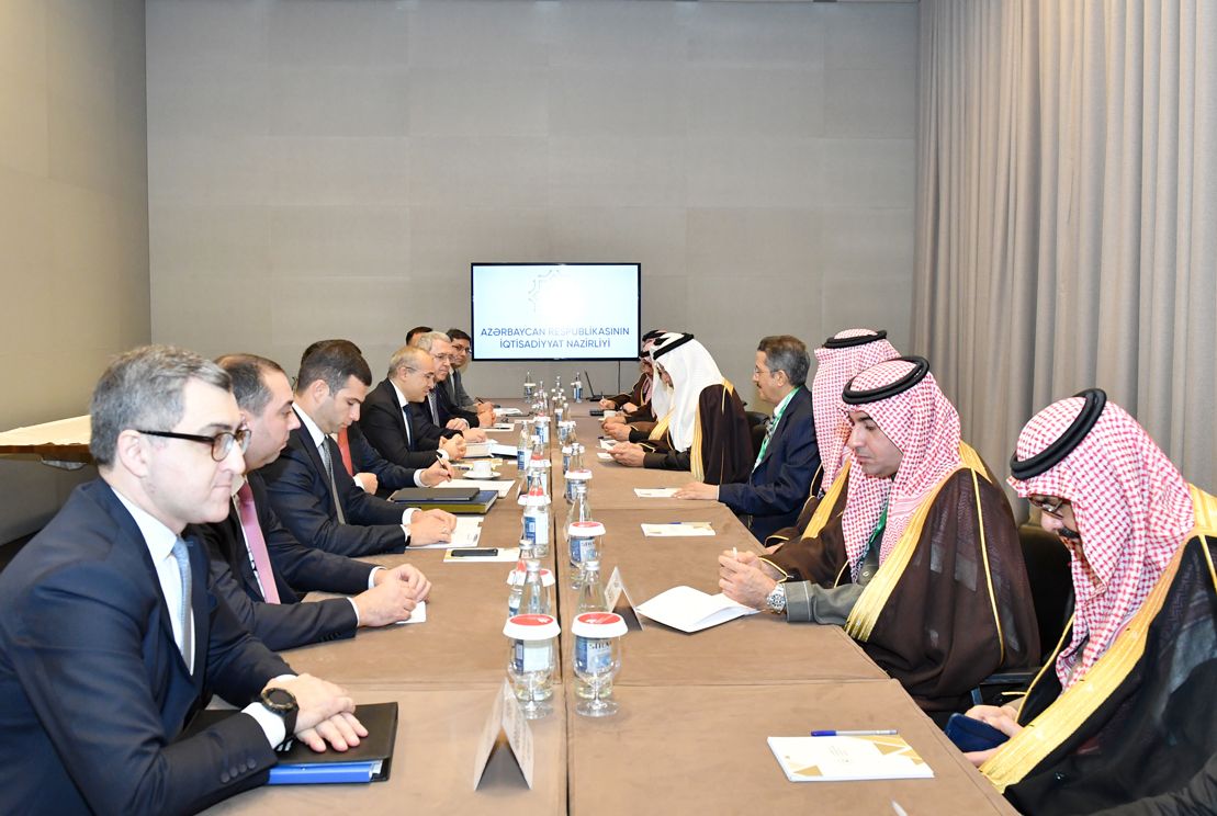 Baku, Riyadh eye prospects of economic & trade ties, investments promotion [PHOTO]