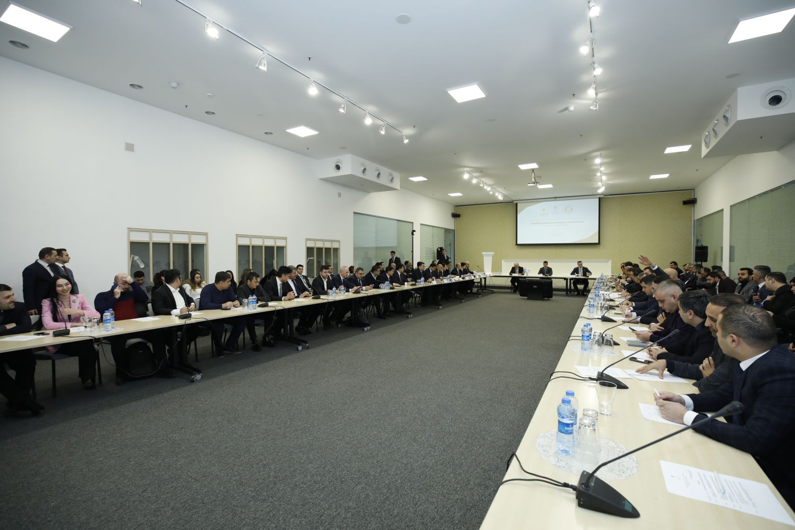 Azerbaijan holds public discussion on customs reforms [PHOTO]