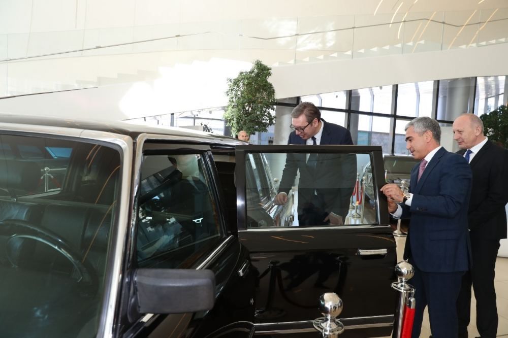 Serbian President Aleksandar Vucic visits Heydar Aliyev Center [PHOTO] - Gallery Image