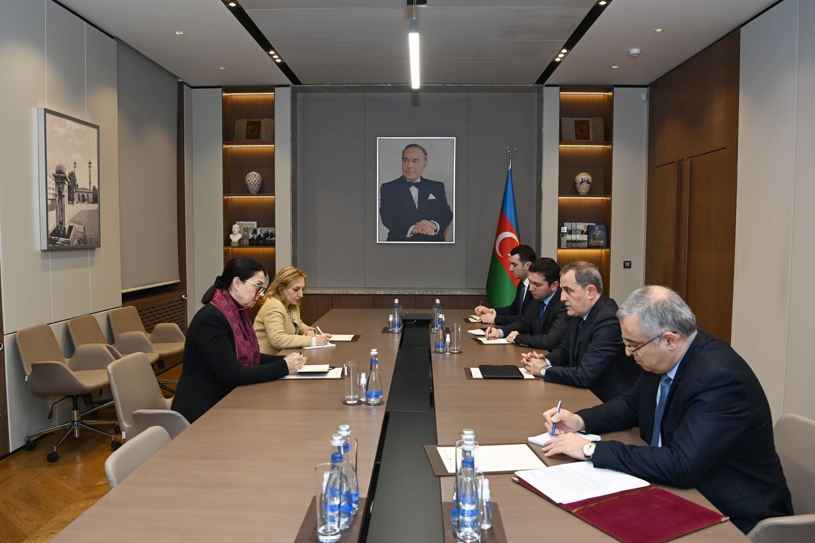 Azerbaijan, ICRC mull co-op, developments on Lachin road [PHOTO]