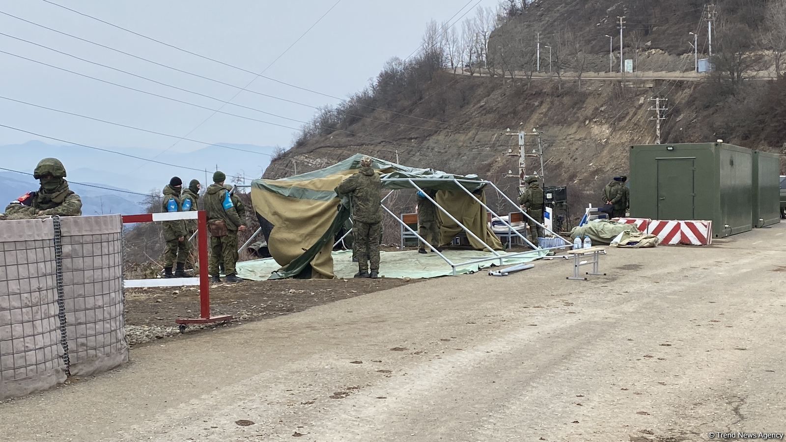 Peacekeepers changing place of their tents on area of peaceful protests near Azerbaijan's Shusha [PHOTO/VIDEO]