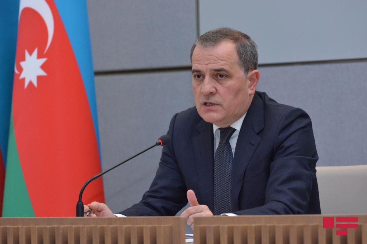 Azerbaijan renews call on Armenia for peace deal, urges withdrawal of troops from Karabakh