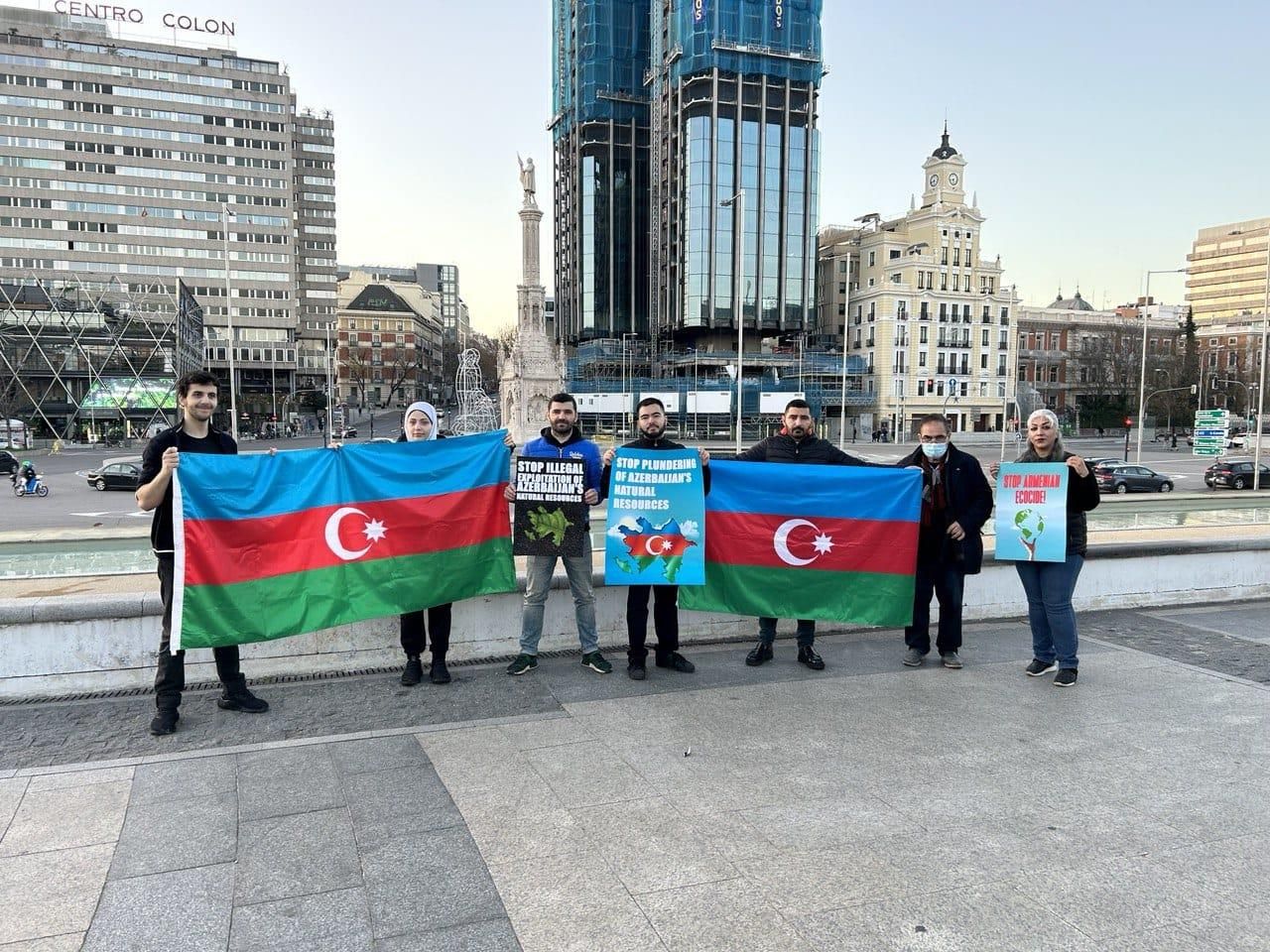 Новости азе сегодня свежие срочно. Азербайджанцы. Азербайджан против Армении. Протесты в Азербайджане. Азербайджанцы в Украине.