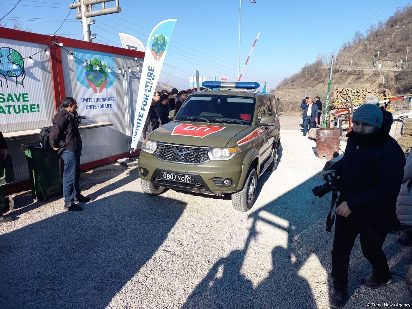 Russian peacekeeping supply vehicles freely pass along Azerbaijan's Lachin-Khankandi road [PHOTO]