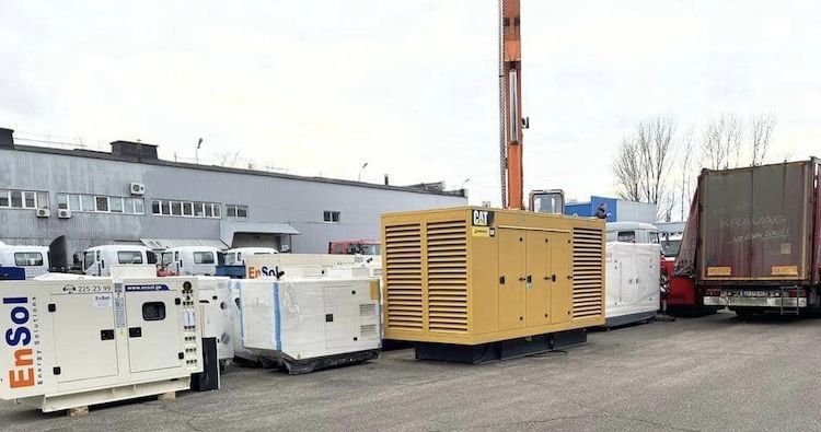 Georgian aid package delivers 25 generators to Ukraine