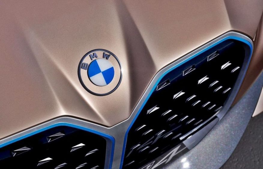 BMW issues fire-risk vehicle recall