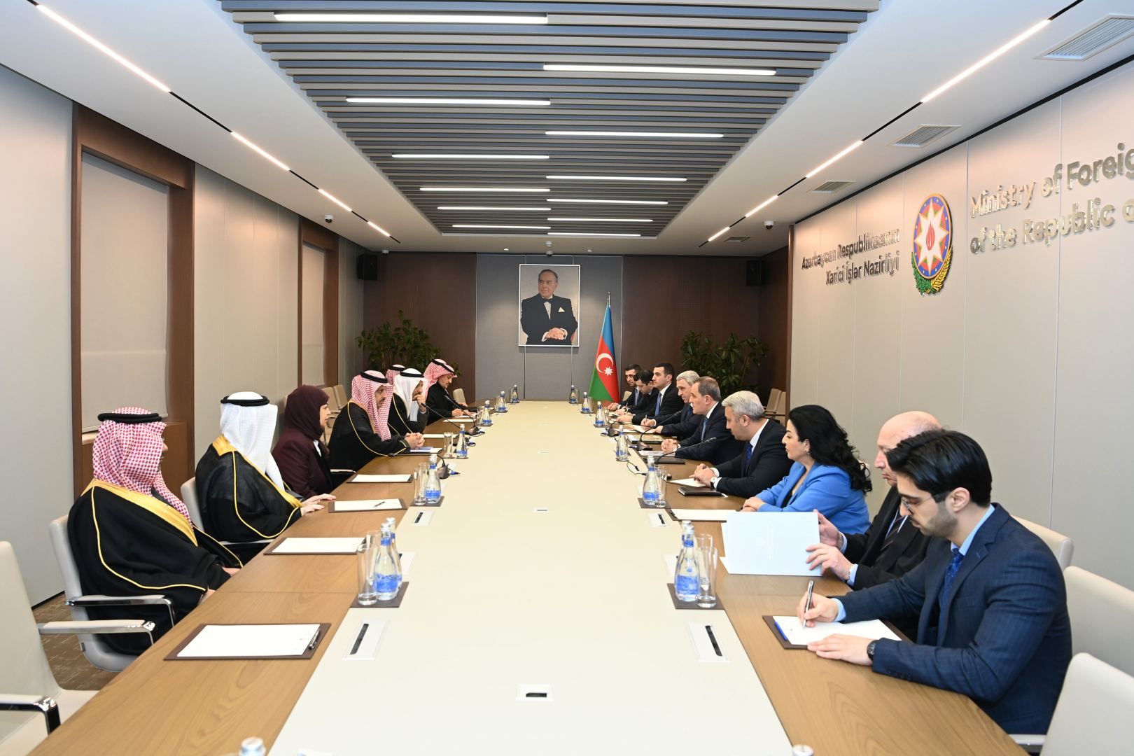 Azerbaijan, Saudi Arabia eye cooperation dev't [PHOTO]