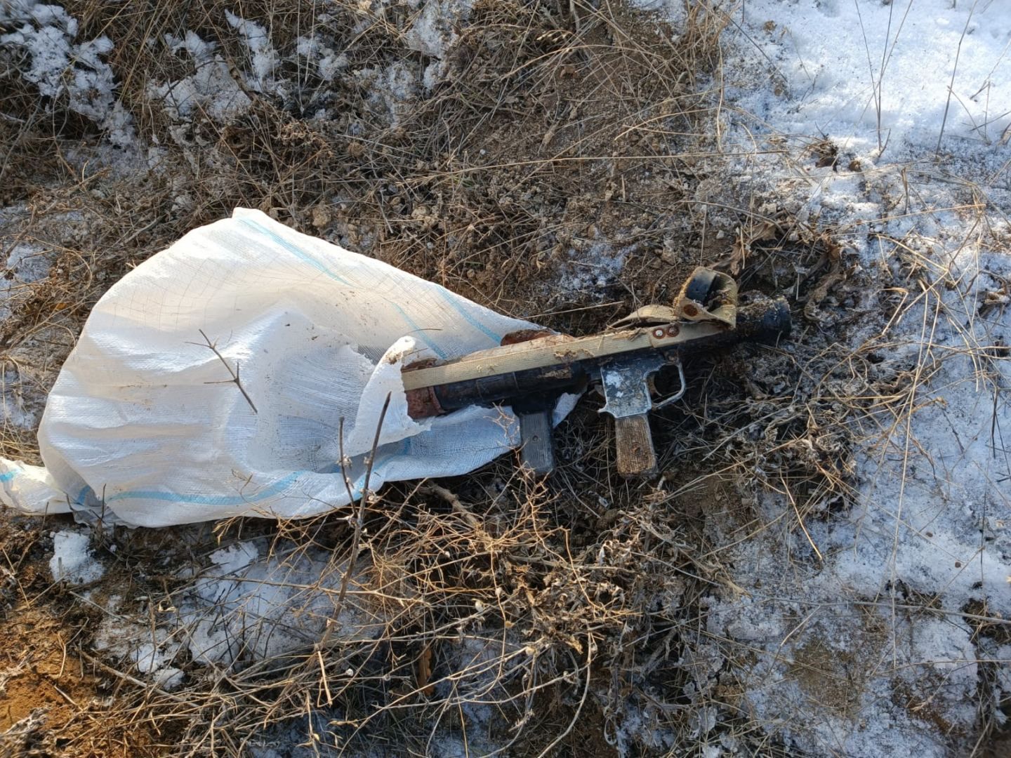 Police in Goranboy District discover grenade launcher [PHOTO] - Gallery Image