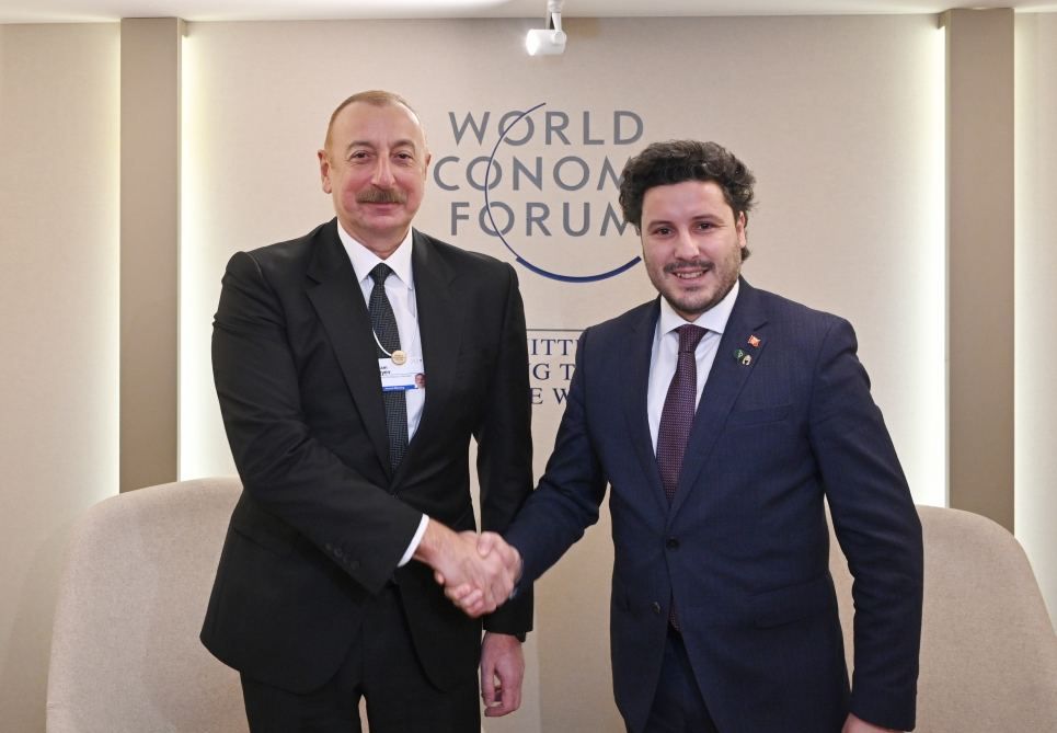 President Ilham Aliyev meets with PM of Montenegro in Davos [UPDATE]