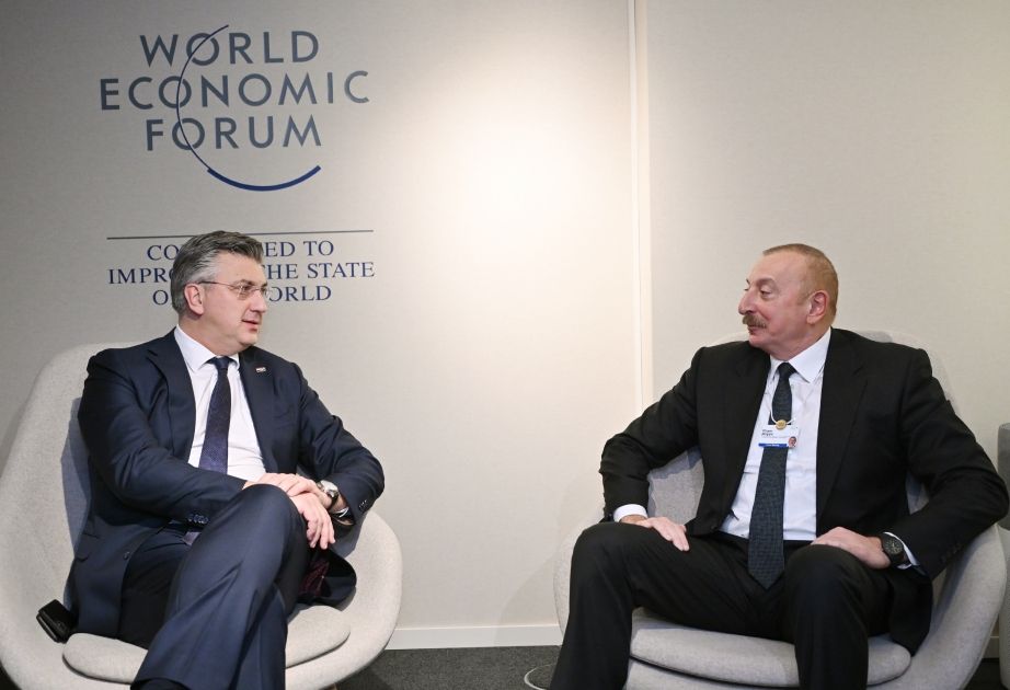 Azerbaijani president meets with Croatian premier in Davos