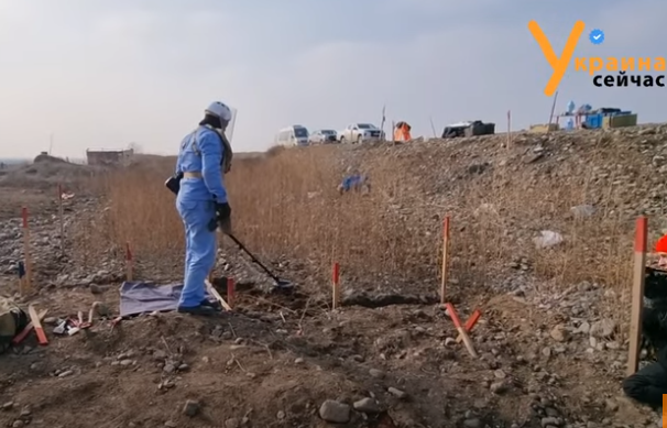 Ukrainian TV channel reports about demining operation in Azerbaijan's liberated territories [VIDEO]