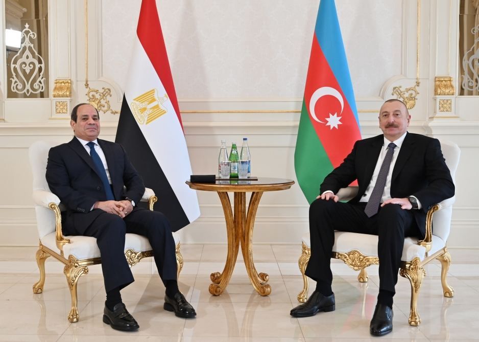 Presidents of Azerbaijan, Egypt hold one-on-one meeting [PHOTO/VIDEO]