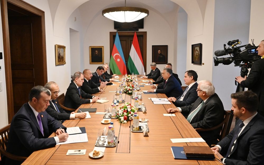 President Ilham Aliyev, Hungarian Prime Minister Viktor Orban hold expanded meeting [UPDATE]