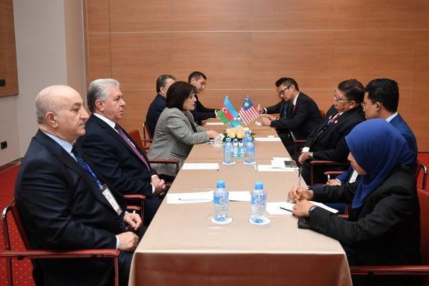 Azerbaijan, Malaysian parliament speakers mull deepening inter-parliamentary relations [PHOTO]