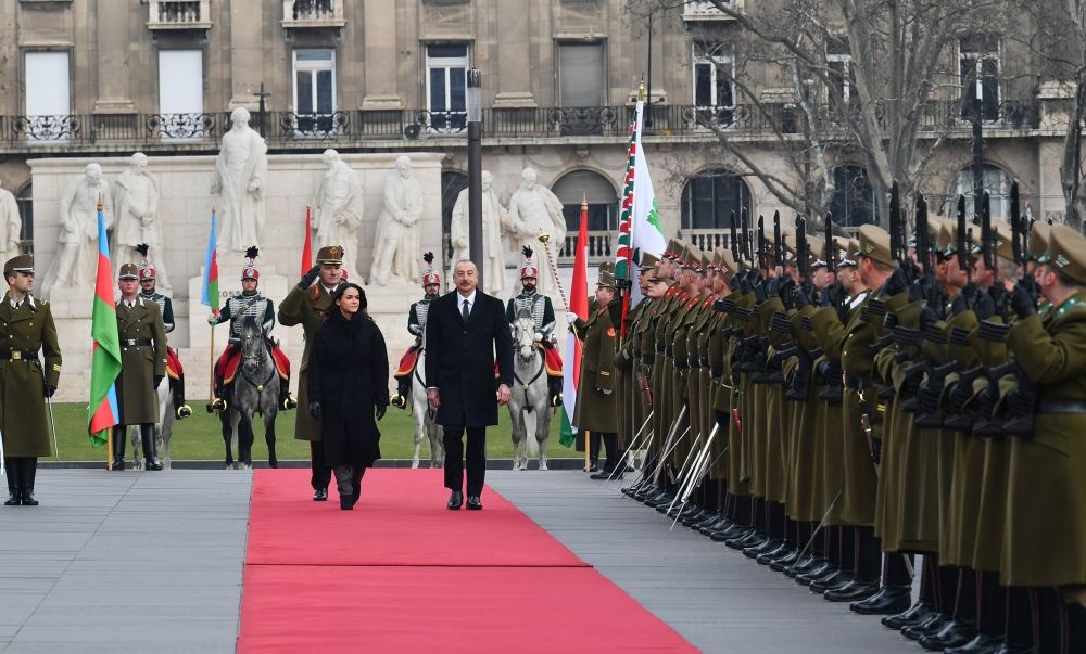 Official welcome ceremony held for President Ilham Aliyev in Budapest [PHOTO/VIDEO] - Gallery Image