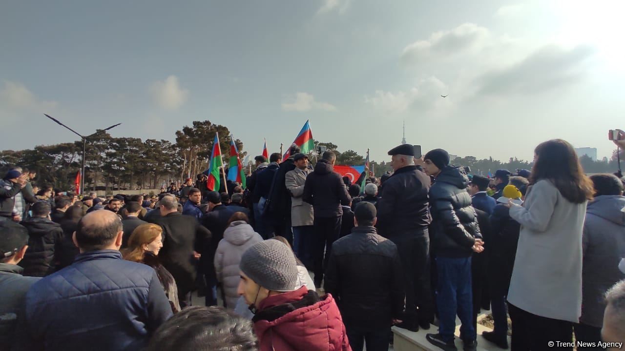 Security officer killed while repulsing terror attack on Azerbaijan's Tehran embassy buried in Baku [VIDEO/PHOTO] - Gallery Image